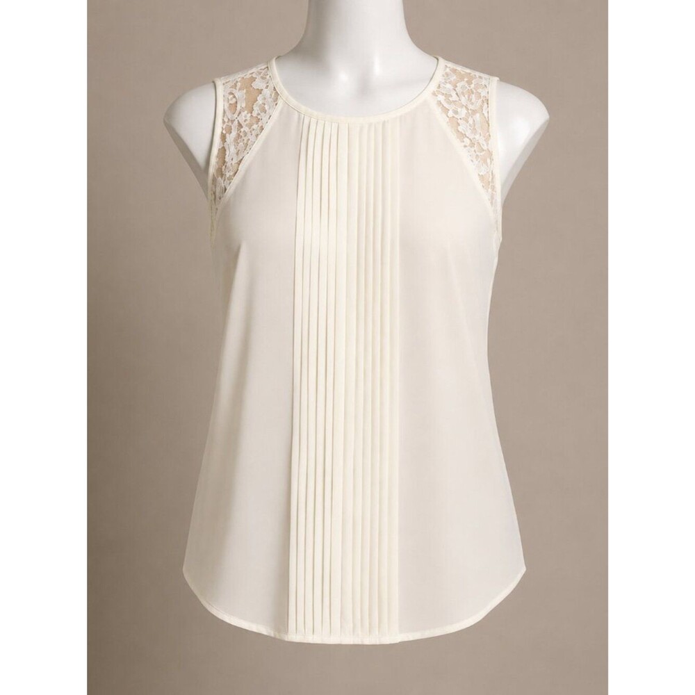 Forever 21 Contemporary Cream Tank with Lace inserts Size Small EUC